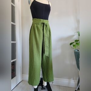 ZARA WOMAN green linen cropped flowy pants with matching belt and paperbag waist